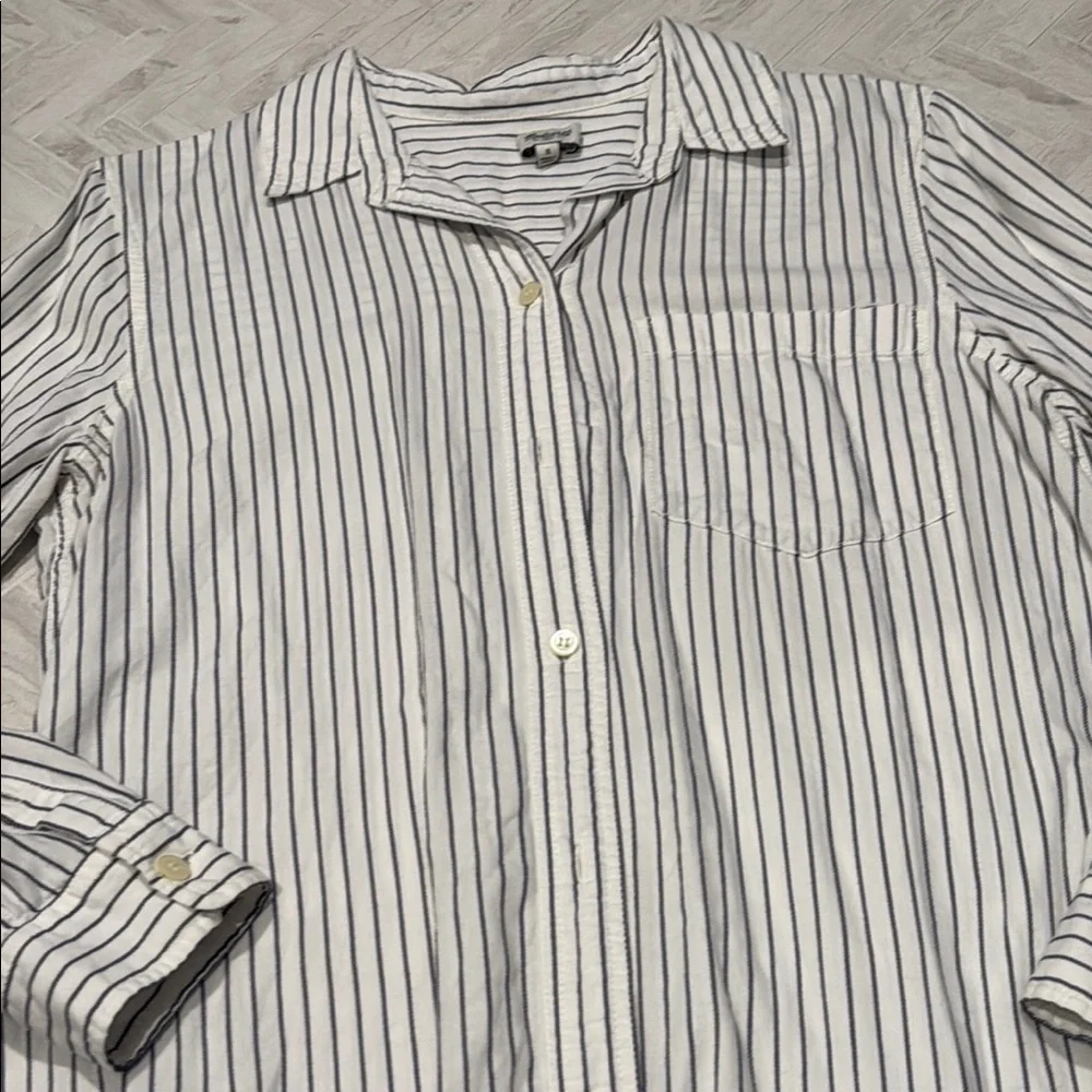 Madewell Striped Women’s Shirt - Black and White, size small - Picture 2 of 6